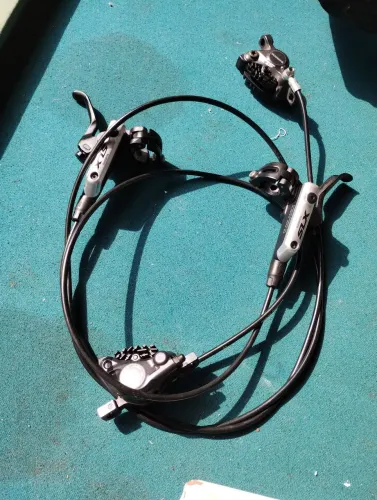 Freios hidráulicos Shimano slx 