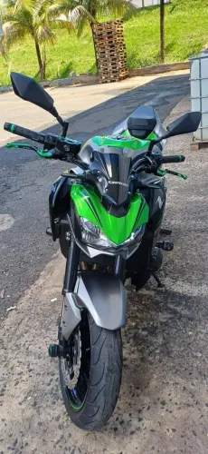 Z900