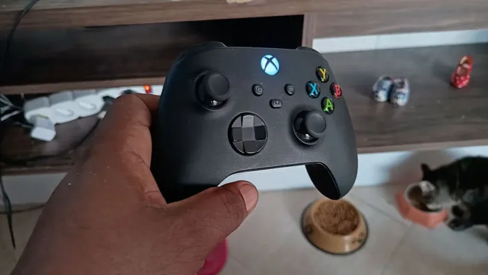 Xbox One X 100%