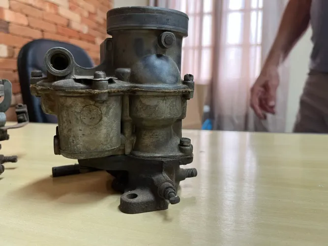Carburador Americano FOMOCO Ford Custon 1951 valor para 1 unidade 