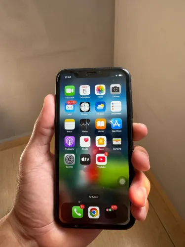 iPhone 11