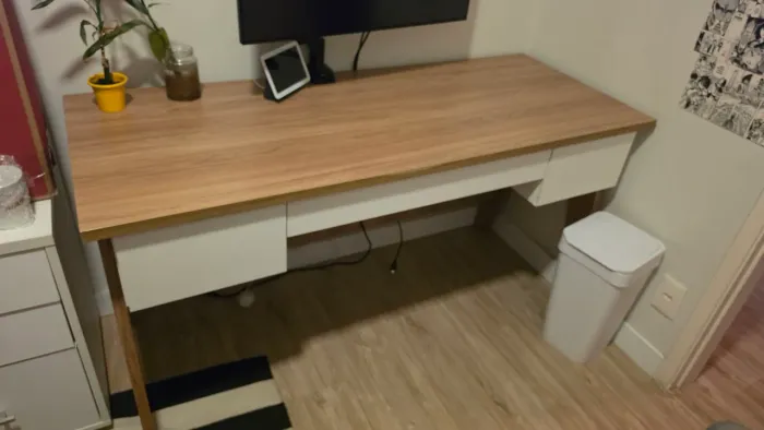 Vendo mesa de escritório Westwing