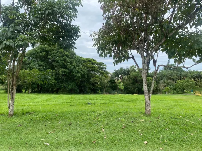 Terreno à venda no Condomínio Terras de Mont Serrat em Salto/SP