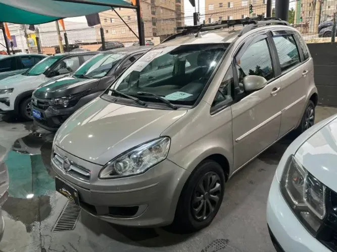 Fiat Idea Attractive 1.4 Fire Flex 8V 5P 2015