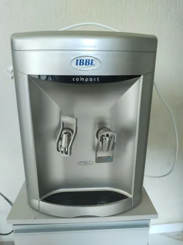 Bebedouro IBBL Compact - funcionando - com vazamento em torneira <br>