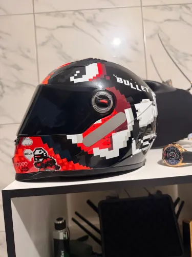 Capacete LS2 edição limitada bullet - N58