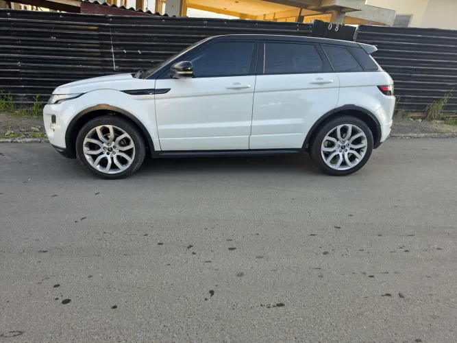 Land Rover Range Rover Evoque Dynamic Tech 2.0 AUT 5P 2013
