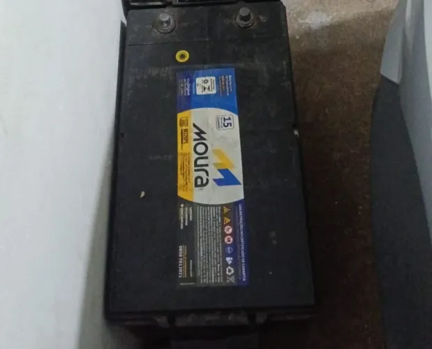Bateria Moura 220 amperes