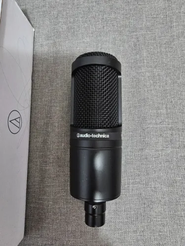 Microfone Profissional Audio-Technica AT 2020 (NOVO Sem Uso). Preço Imbatível