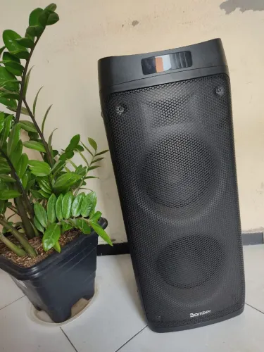 Vendo Bomber beath box 1400 muita pressão 