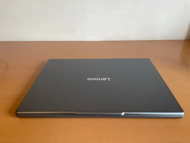 IdeaPad Slim 3i Intel Core i7-13620H 16GB 512GB SSD Windows 11 Home 15.3" WUXGA