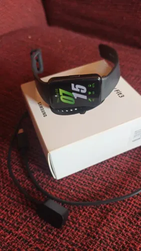 Smartwatch Samsung Galaxy Fit3 Display 1.6 Grafite