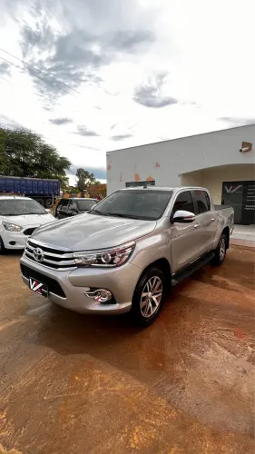 Toyota Hilux CD SRX 4X4 2.8 TDI 16V Diesel Aut. 2016