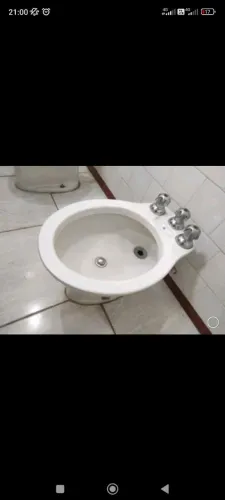 Bidê, vaso.