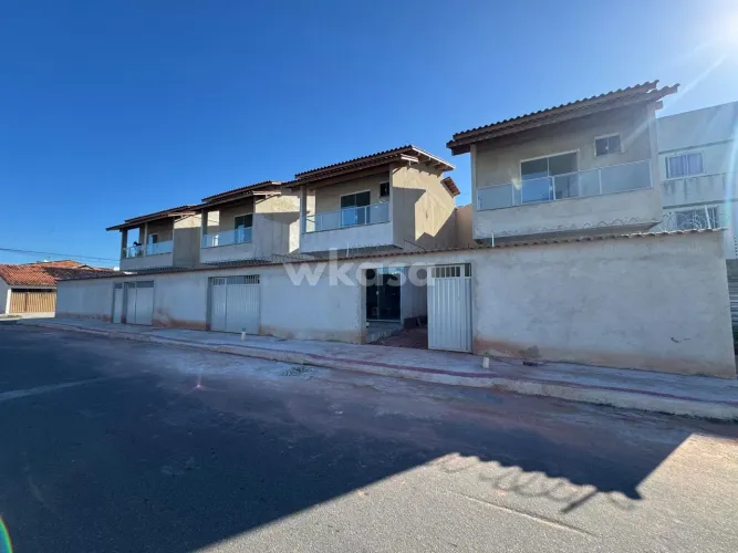 Casa Duplex em Estância Monazítica - Serra