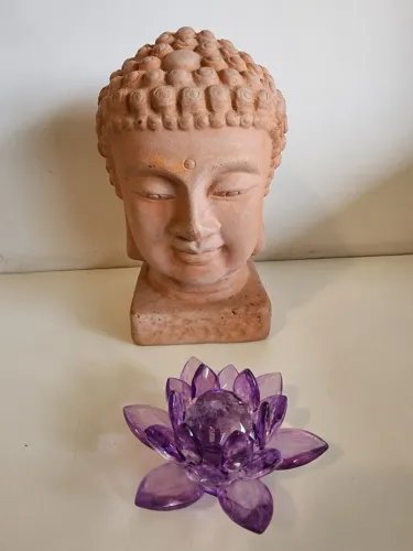 Escultura Decorativa Cabeça de Buda em Terracota (Estilo Zen / Rústico)