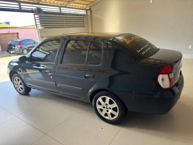 Renault Clio Sed. Hi-flex/exp.hi-flex 1.6 16V 4P 2005