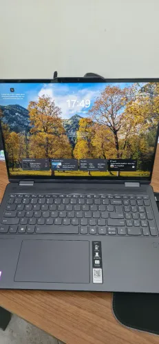 Lenovo Yoga 7 2-in-1 ? Intel Core Ultra 7 | 16 GB RAM | SSD 1 TB