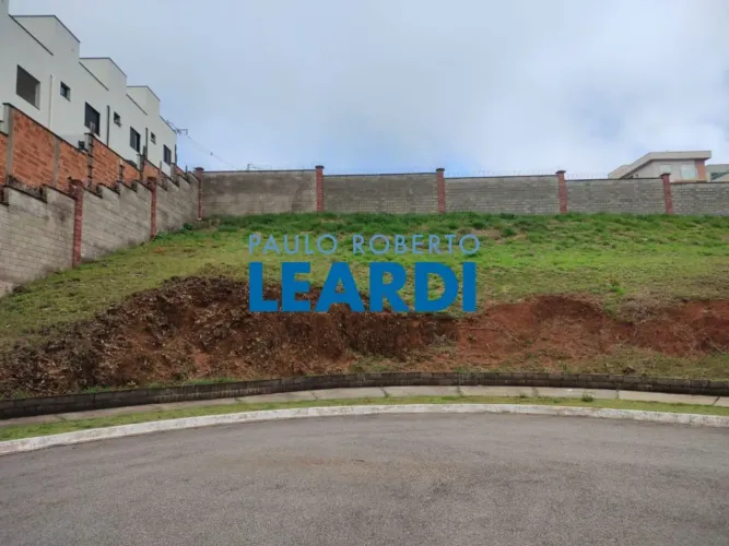 TERRENO EM CONDOMÍNIO - CENTREVILLE - MG