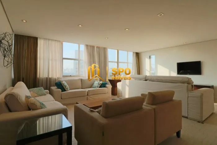 "Apartamento para locação mobiliado no Itaim-Bibi, 180m², 2 vagas"