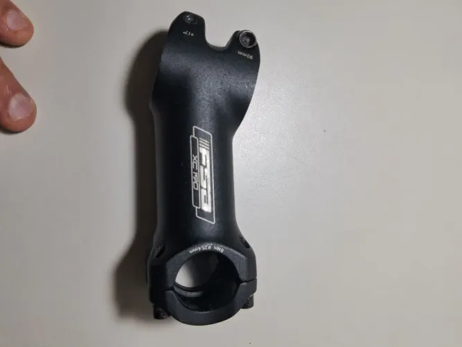 Suporte mesa de guidão FSA