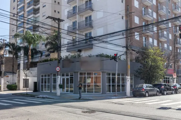 Loja na Rua Cipião, 238 - Loja 02 132 m²