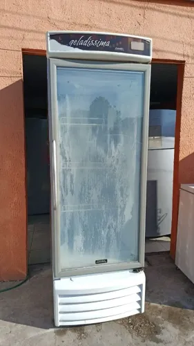 Vendo freezer expositor cervejeiro 432 litros