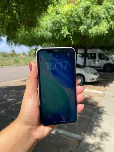 iPhone 11 - 64gb