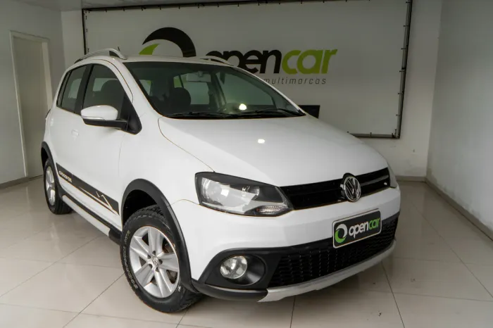 Volkswagen Crossfox 1.6 MI Total Flex 8V 5P 2011