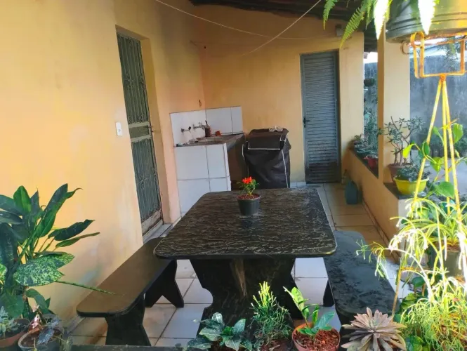 Vende-se mesa de ardósia