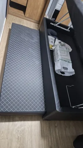Cama box baú com cama auxiliar excelente estado, robusta sem colchão superior