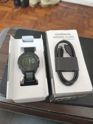 Garmin 165 music