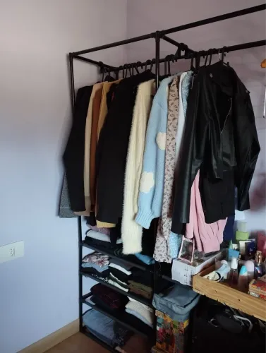 lote de roupas brechó