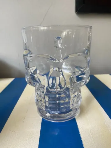 Caneca de vidro transparente caveira chopp 500ml
