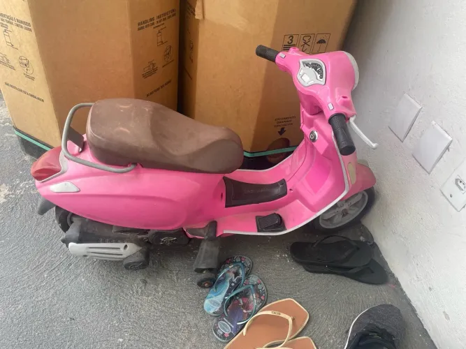 Vendo motinha elétrica infantil