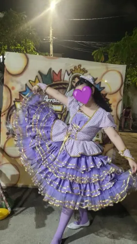 Vendo figurino junino de quadrilha