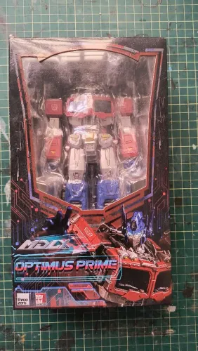 Optimus Prime Transformers MDLX Threezero 