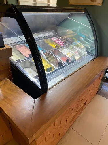 Vitrine Refrigerada para Gelato/ Sorvete