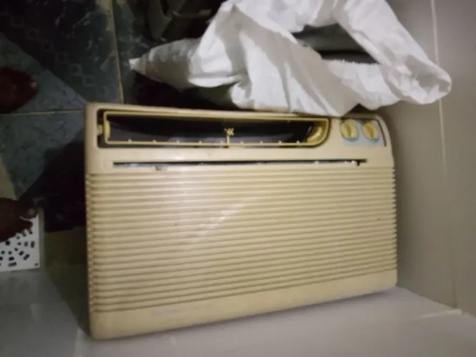 Vende se ar condicionado, 10000 mil btis