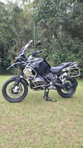 BMW GS 1250 TRIPLE BLACK