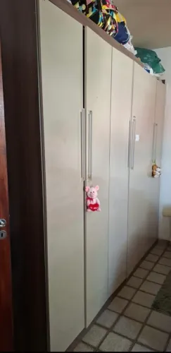 Guarda-roupas de casal