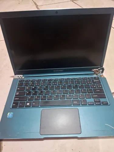 Notebook Multilaser Legacy 14" com defeito - Para conserto ou peças
