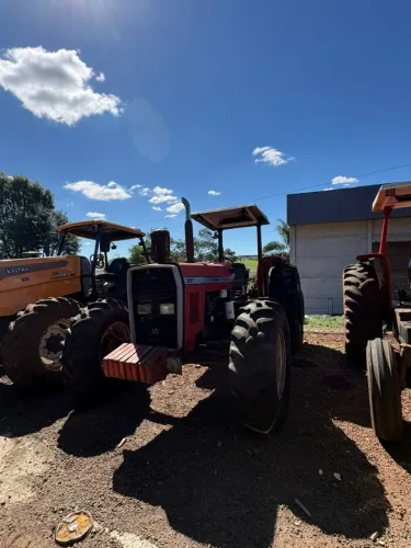 TRATOR, MARCA MASSEY FERGUSON, MODELO 297, ANO 1999/2000