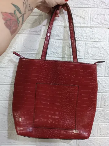 Bolsa em couro legítimo croco Arezzo