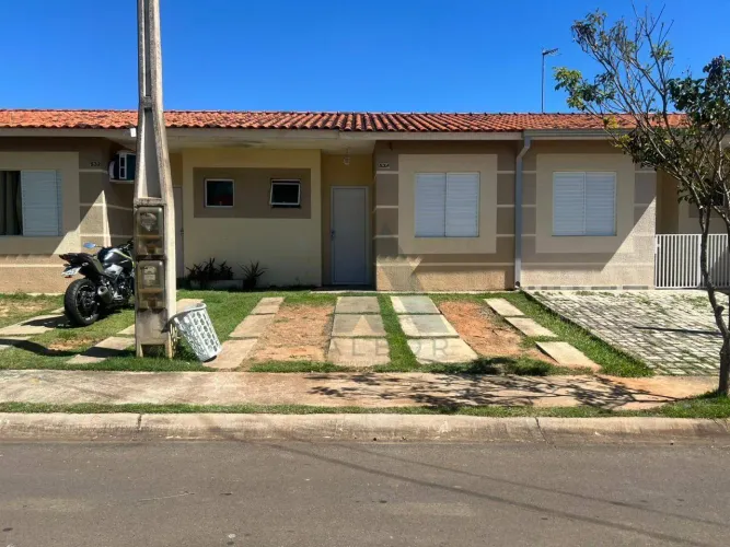 Casa condomínio moradas