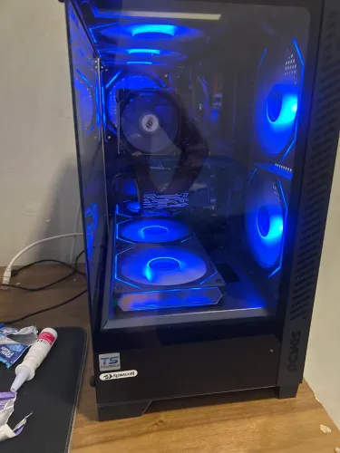 Pc gamer nvidea rtx 5050 32 de ram
