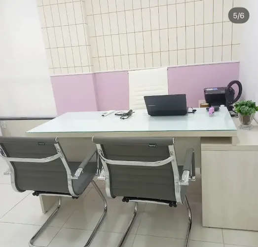 Vendo Mesa para consultório/ escritório