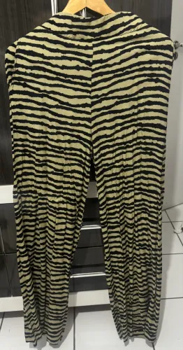 Calça pantalona