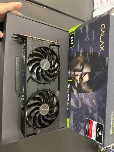 Placa de video RTX 5060ti galax nf e caixa