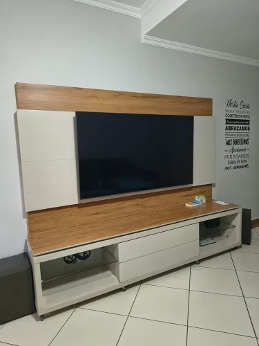 Rack com painel